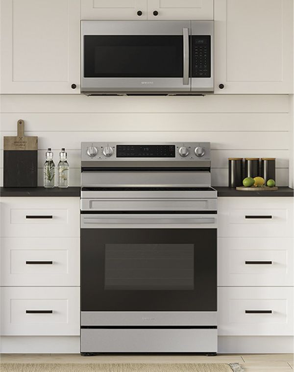 Samsung 30" Fingerprint Resistant Stainless Steel Smart Freestanding Electric Range