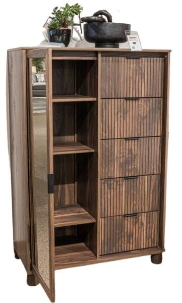 Signature Design by Ashley® Cadmori Brown 5-Drawer Chest-2