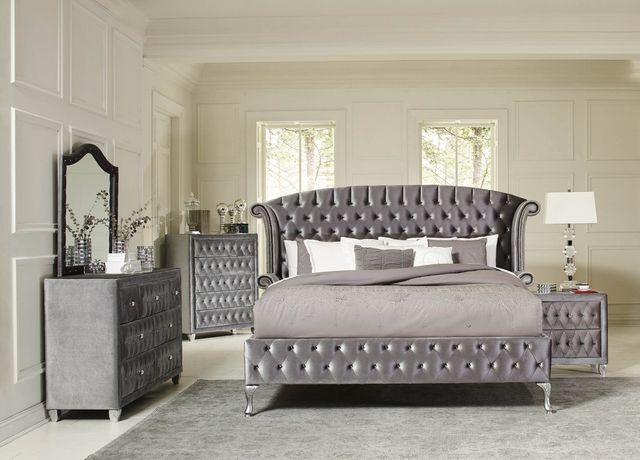 Coaster® Deanna Metallic Queen Upholstered Bed-3