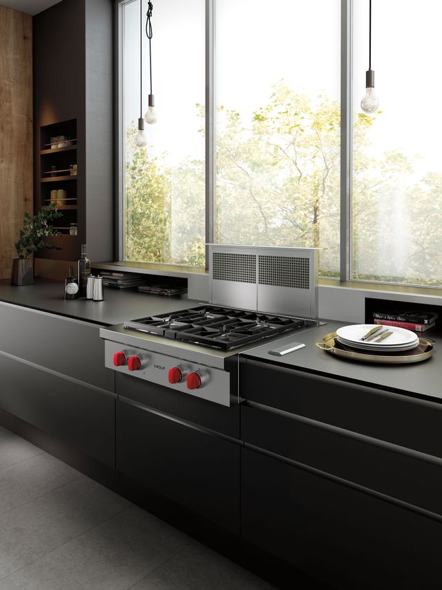 Wolf® 30" Pro Style Natural Gas Rangetop-1