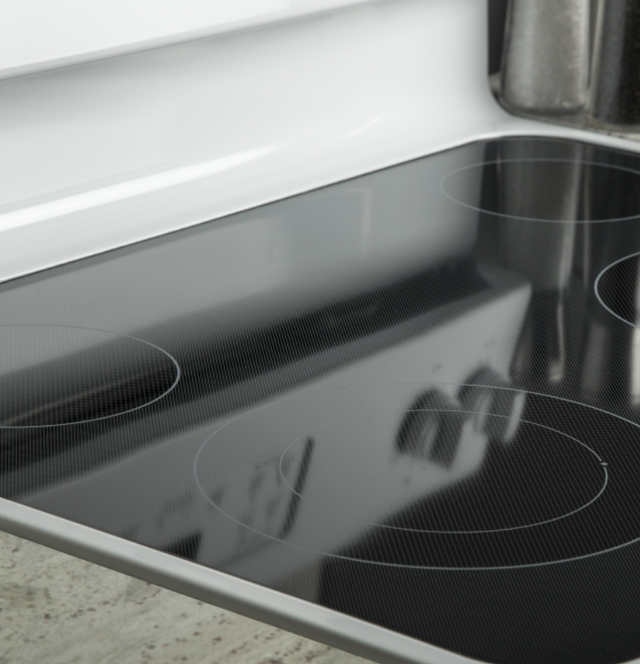 GE® 30" White Free Standing Electric Range-3