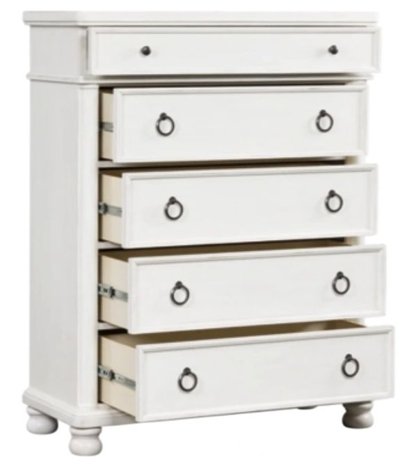 Signature Design by Ashley® Chadworth Antique White Chest-4