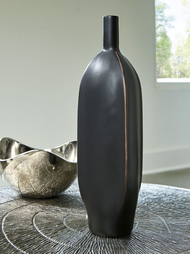 Signature Design by Ashley® Rhaveney 3-Piece Black 12.6" Vases-4