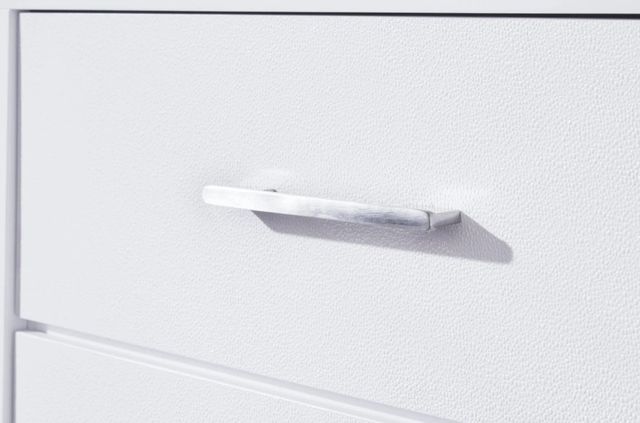 Signature Design by Ashley® Jarlee White 4-Drawer Chest-3
