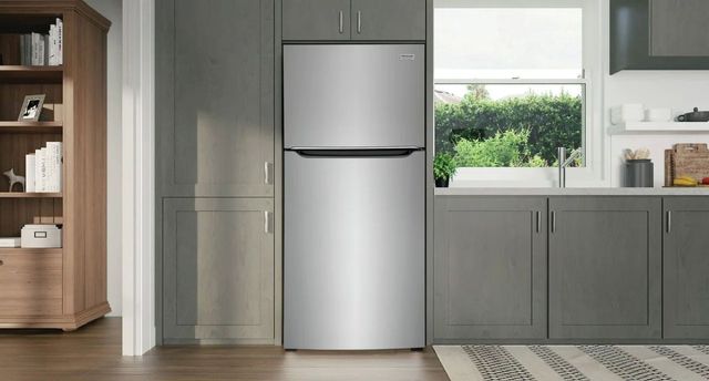 Frigidaire Gallery® 30 in. 20.1 Cu. Ft. Stainless Steel Top Freezer Refrigerator-6