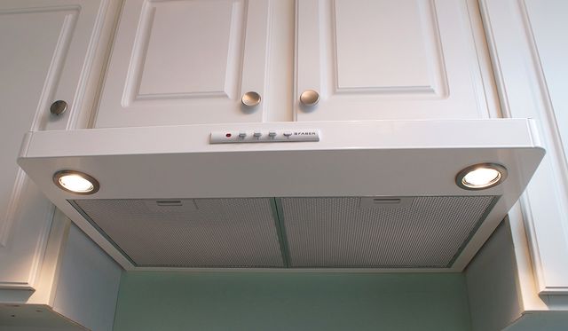 Faber Levante I 36" Black Under Cabinet Range Hood-4