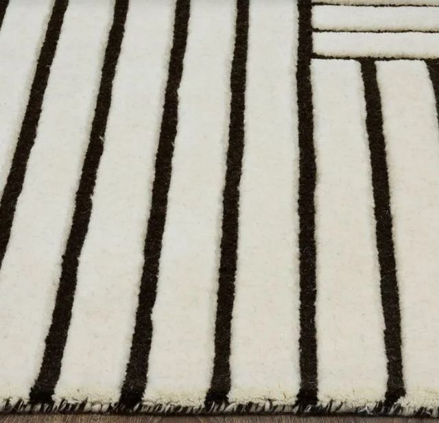 Renwil® Arctica 1'x1' Throw Rug-2