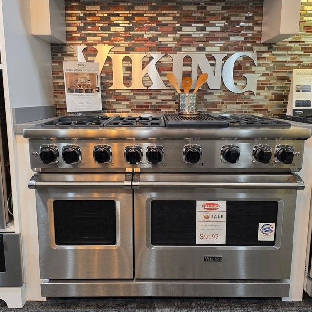Viking® 7 Series 48" Stainless Steel Pro Style Natural Gas Range-0