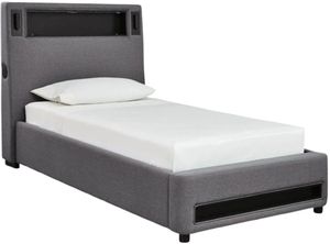 Click to view more images of the product.