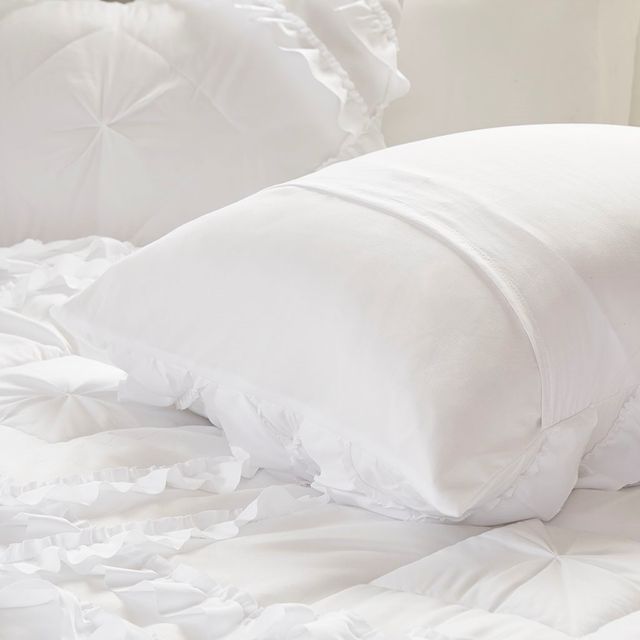 Olliix by Intelligent Design Kacie White Twin/Twin XL Solid Coverlet with Tufted Diamond Ruffles Set-2