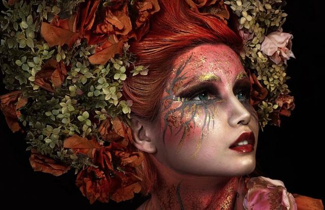 Classy Art Lady of Fall Wall Art-1