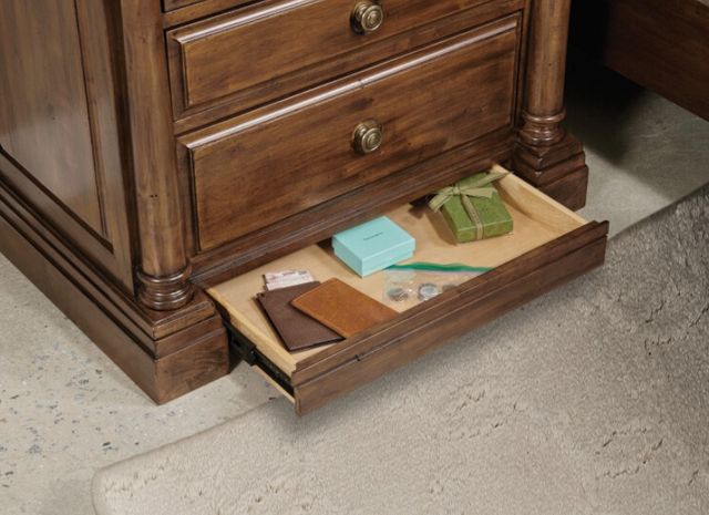 Kincaid® Bridgetown Heritage Maple Bachelor's Chest-1