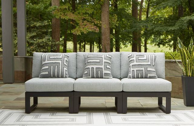 Signature Design by Ashley® Beachloft 3-Piece Black/Gray Aluminum/Fabric Outdoor Small Spaced Sectional-7