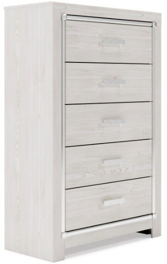 Signature Design by Ashley® Altyra 5-Piece White King Bedroom Set-4
