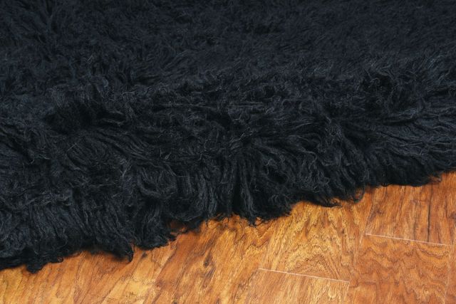 Linon Flokati Black 5'x8' Area Rug-4