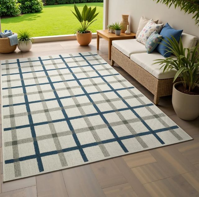 Oriental Weavers™ Torrey 5'x7' Style 13 Area Rug-1