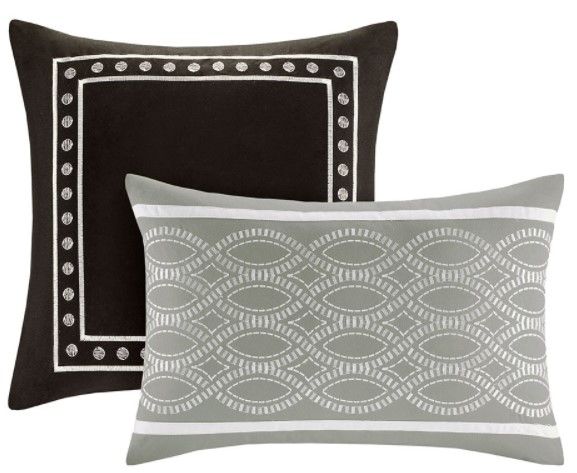Olliix by Intelligent Design Senna Black Full/Queen  Comforter Set-1