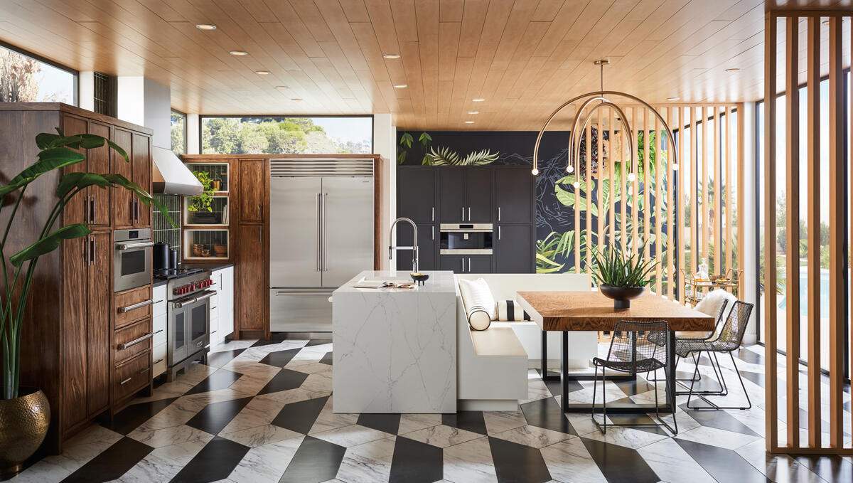 Luxury 48-Inch Refrigerators Luxury 48-Inch Refrigerators