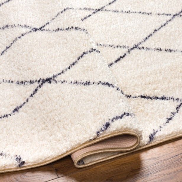 Surya Lykke White 4'x6' Area Rug-3