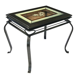 Click to view more images of the product.