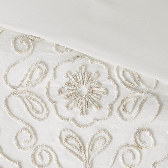 Olliix by Madison Park Violette 3 Piece Ivory and Taupe Full/Queen Tufted Cotton Chenille Coverlet Set-3