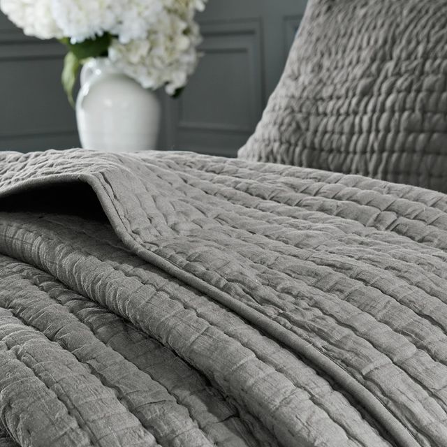 Olliix by Madison Park Signature Serene Grey Full/Queen Cotton Hand Quilted Coverlet Set-4