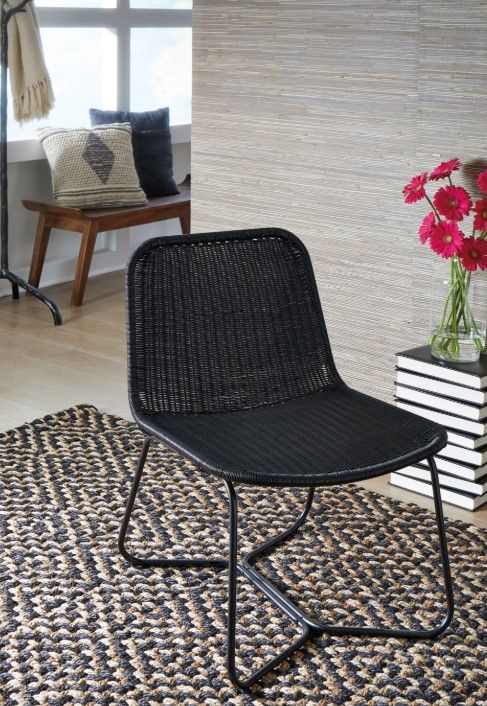 Signature Design by Ashley® Daviston Black Accent Chair-2