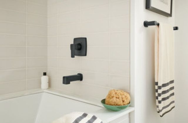Peerless Ezra® Matte Black Tub Trim Kit -2