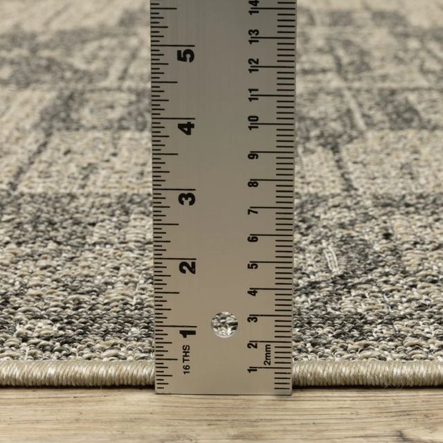 Oriental Weavers™ Gillian 5'x7' Style 9 Area Rug-2