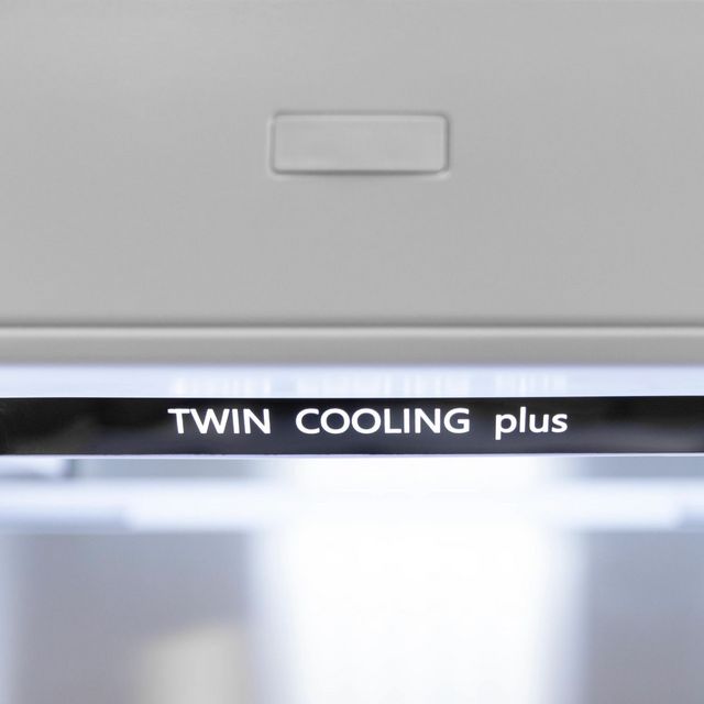 ZLINE Autograph Edition 30 in. 16.1 Cu. Ft. Stainless Steel/Gold Bottom Freezer Refrigerator-9