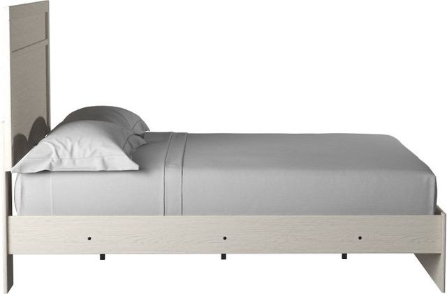 Signature Design by Ashley® Stelsie White King Panel Bed-3