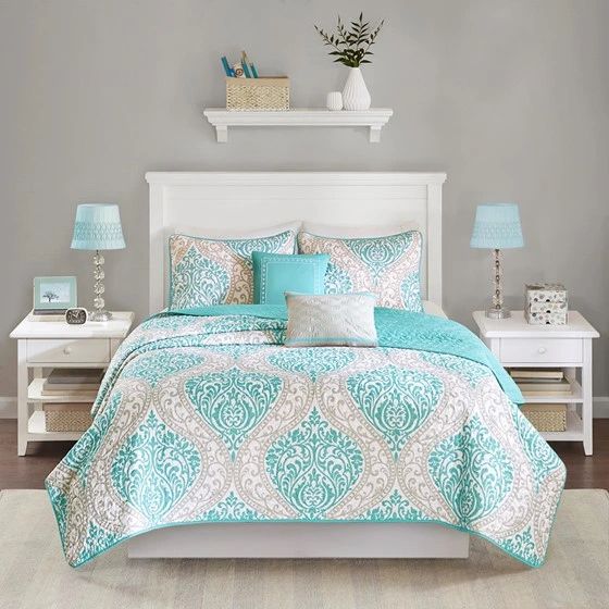 Olliix by Intelligent Design Senna Aqua King/California King Reversible Coverlet Set-0