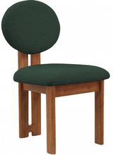 Green-Walnut