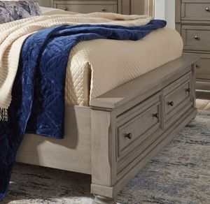 Signature Design by Ashley® Lettner Light Gray California King Storage Panel Bed