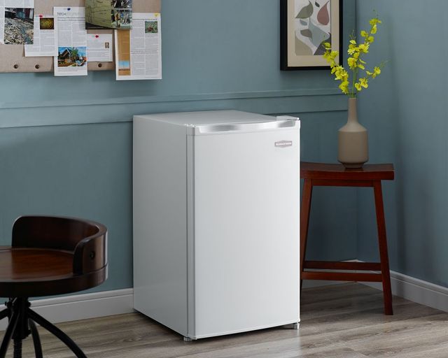 Marathon® 20" 4.4 Cu. Ft. White Compact Refrigerator-3