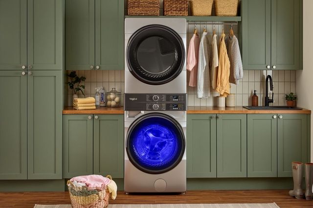 Whirlpool Radiant Silver Electric Laundry Center