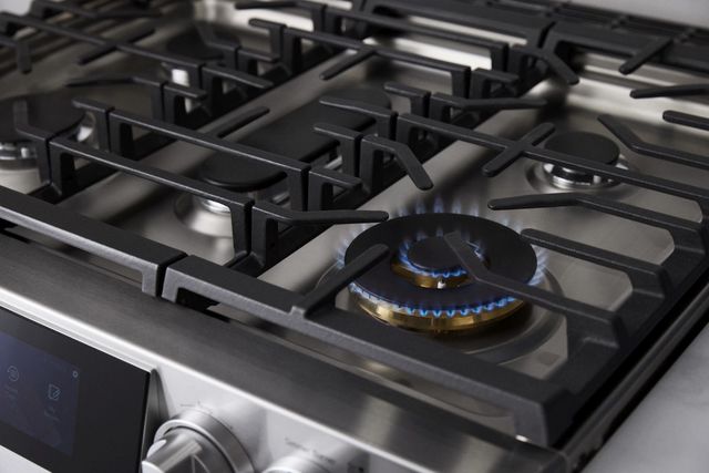LG SIGNATURE Iconic Collection 30” PrintProof™ Stainless Steel Slide-In Gas Range with Dynamic Probake Convection® , Air Fry, and Air Sous Vide-4
