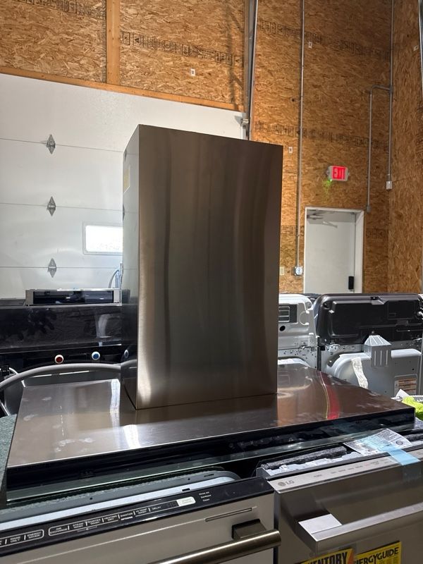 Clearance Electrolux Stainless Steel 36" Wall Mounted Range Hood-0