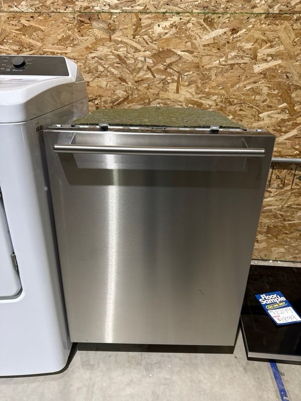 Clearance Electrolux 24" Stainless Steel Top Control Built In Dishwasher-0