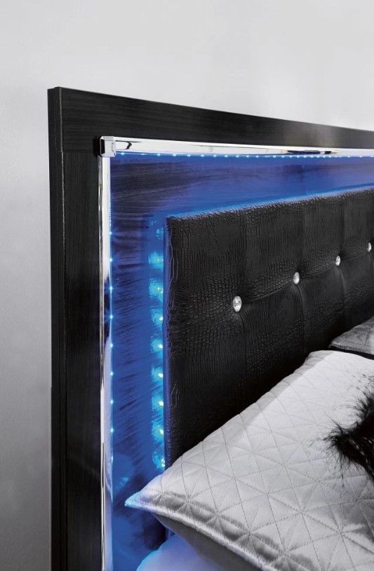 Signature Design by Ashley® Kaydell Black Queen Upholstered Panel Bed with Roll Slats-3