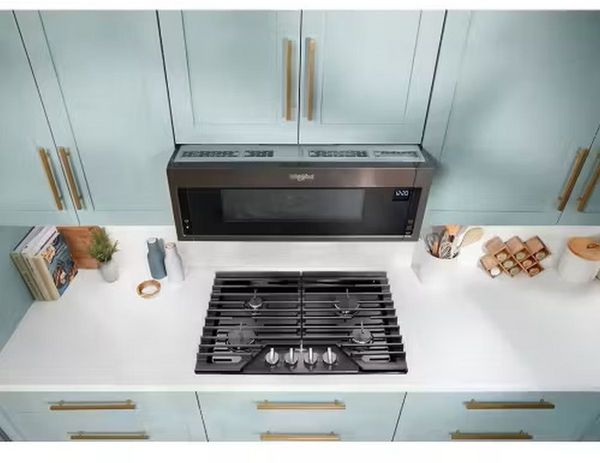 Whirlpool 30” Black Stainless Steel Gas Cooktop