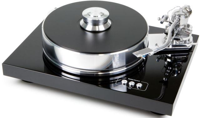 Pro-Ject Signature Line Piano Black High-End Turntable