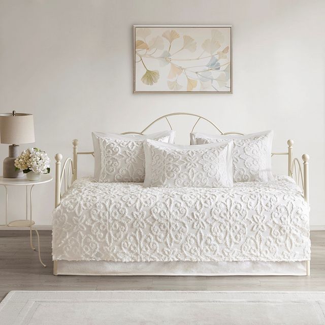 Olliix by Madison Park 5 Piece White Sabrina Tufted Cotton Chenille Daybed Set-1