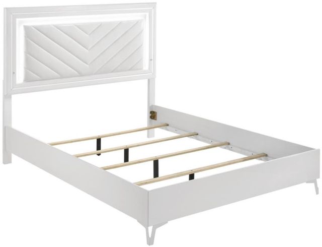 Coaster® Cassia White High Gloss Eastern King Panel Bed-0