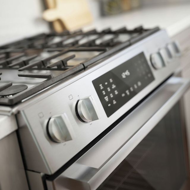 Bosch® 800 Series 30" Stainless Steel Slide In Dual Fuel Range-3