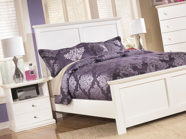 Signature Design by Ashley® Bostwick Shoals White Full Panel Bed-3