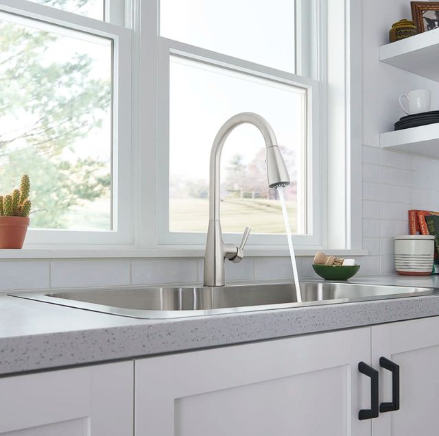 American Standard Hillsdale Stainless Steel Single-Handle Pull-Down Dual Spray Kitchen Faucet-2