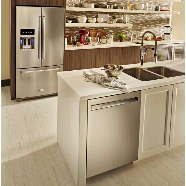 KitchenAid® 36 in. 27.0 Cu. Ft. Stainless Steel with PrintShield™ Finish French Door Refrigerator-9