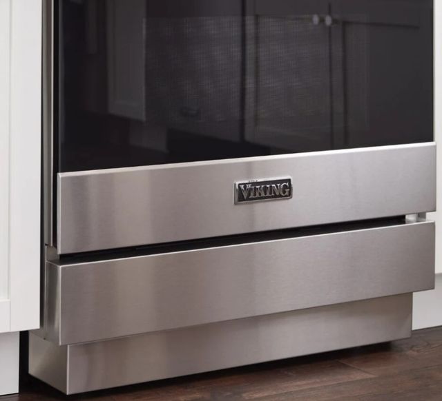 Viking® 3 Series 30" Nantucket Propane Pro Style Gas Range-3