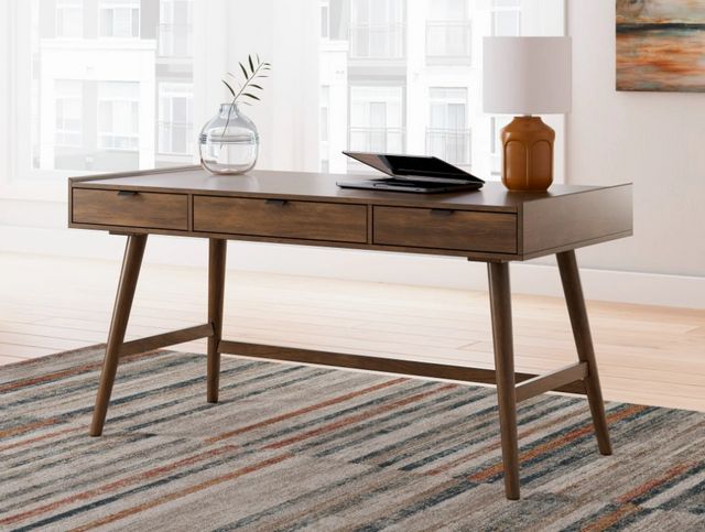 Signature Design by Ashley® Lyncott Brown 60" Home Office Desk-4